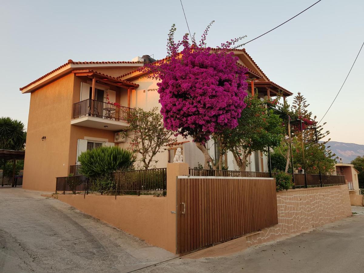 Filippos Apartments Apartment 1 Esparta Exterior foto